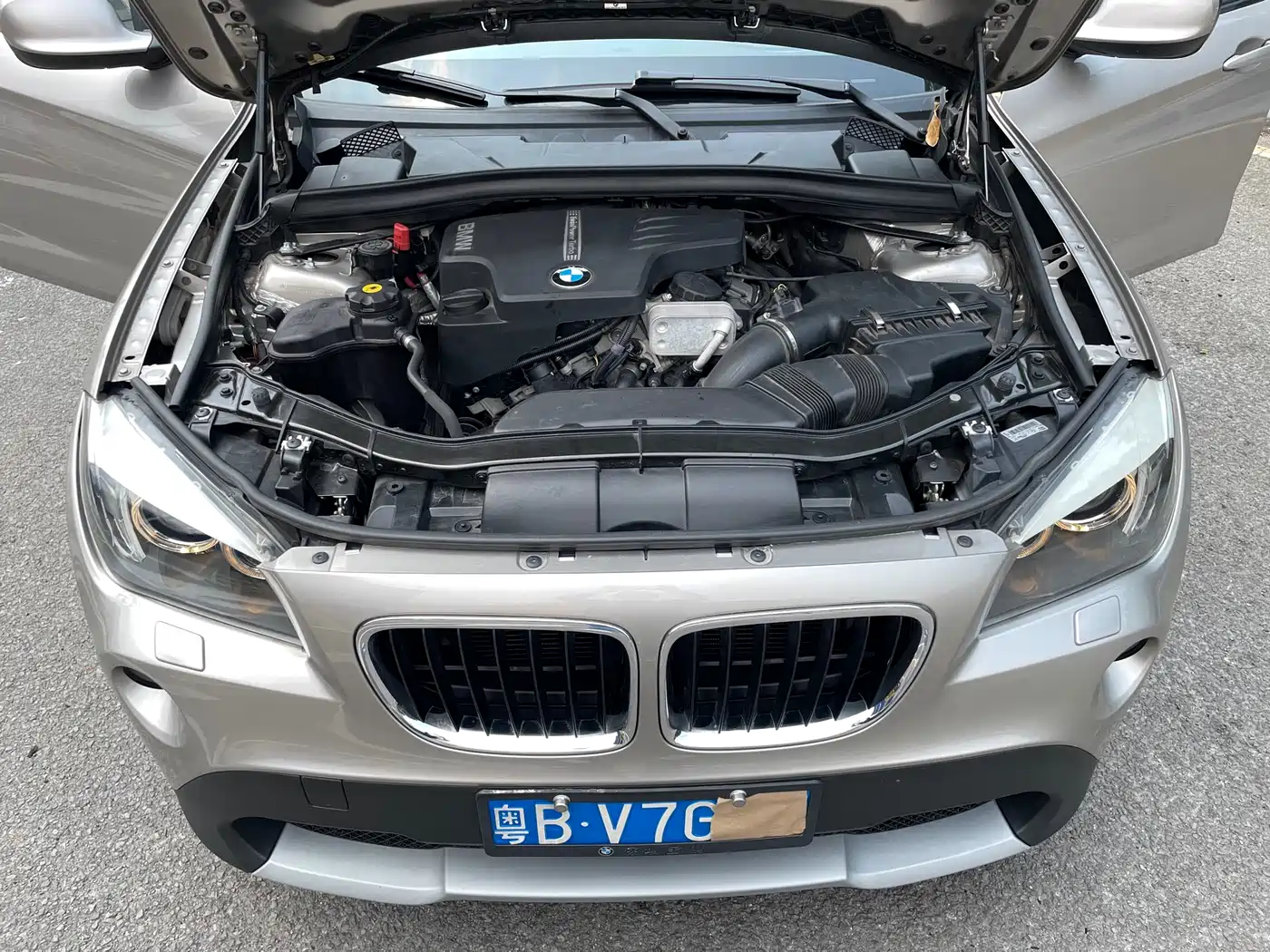 BMW X1 2012 sDrive20i Leading Model фото 13