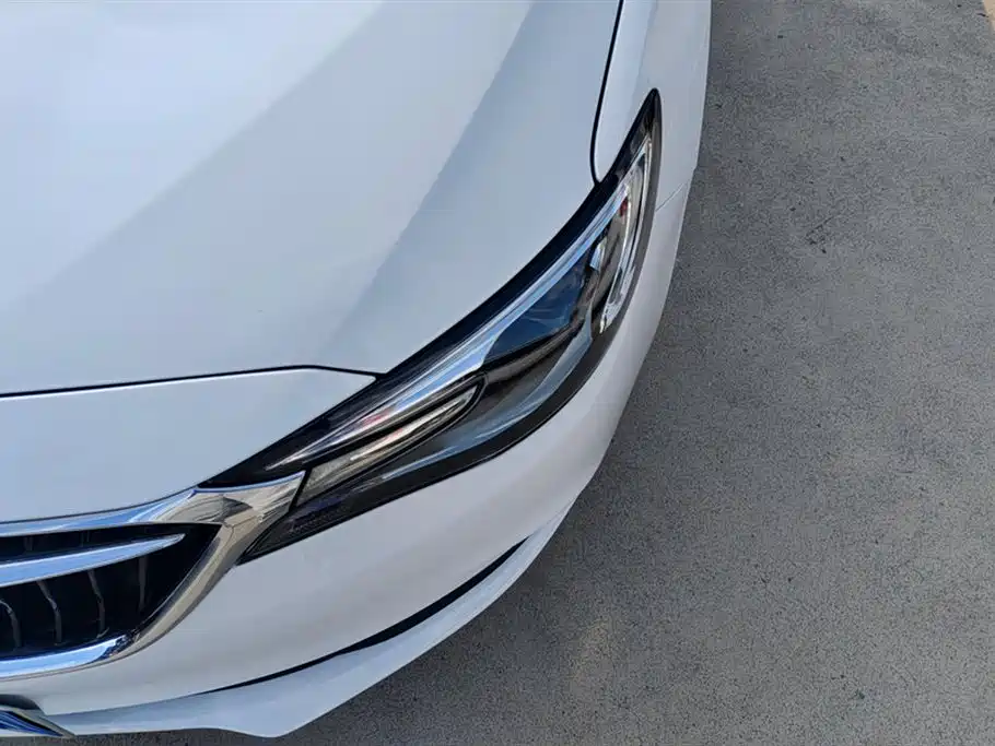Buick Excelle 2021 Exemplar 1.5L Auto Progressive фото 5
