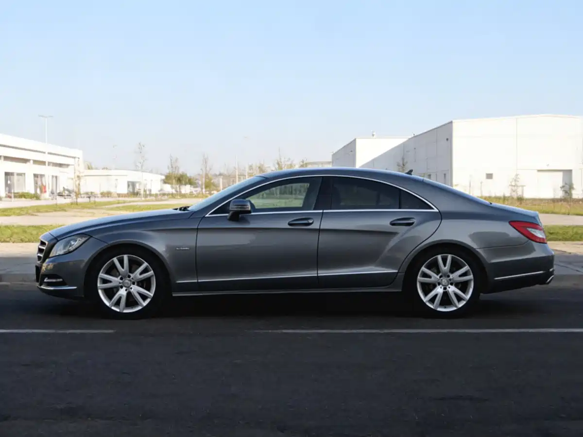 Mercedes-Benz CLS 2012 CLS 300 CGI фото 8