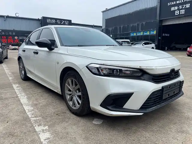 Honda Civic 2022 180TURBO CVT Dynamic Edition — фото 3