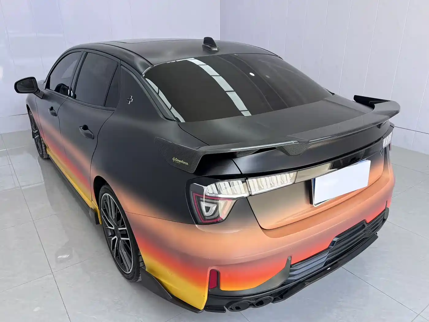 Lynk & Co 03 2022 03+ 2.0TD Auto Performance Package фото 3