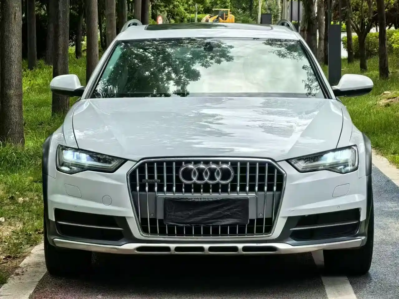 Audi A6 (Import) 2015 3.0T allroad quattro фото 2
