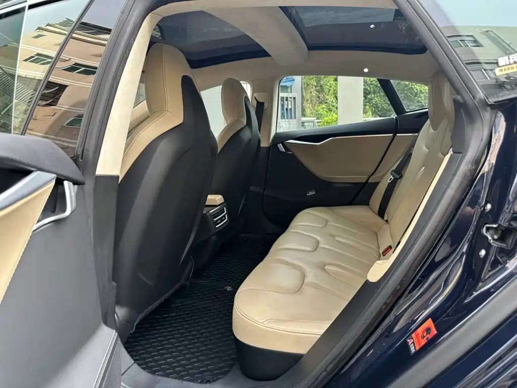 Tesla Model S 2016 2014 Model S P85