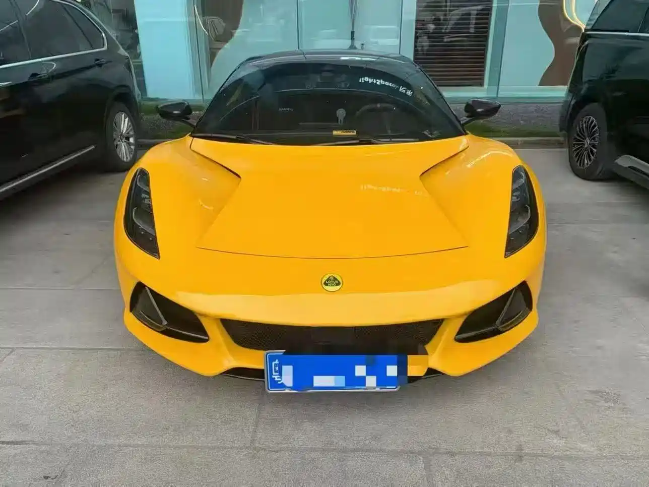 LOTUS SPORTS CAR EMIRA