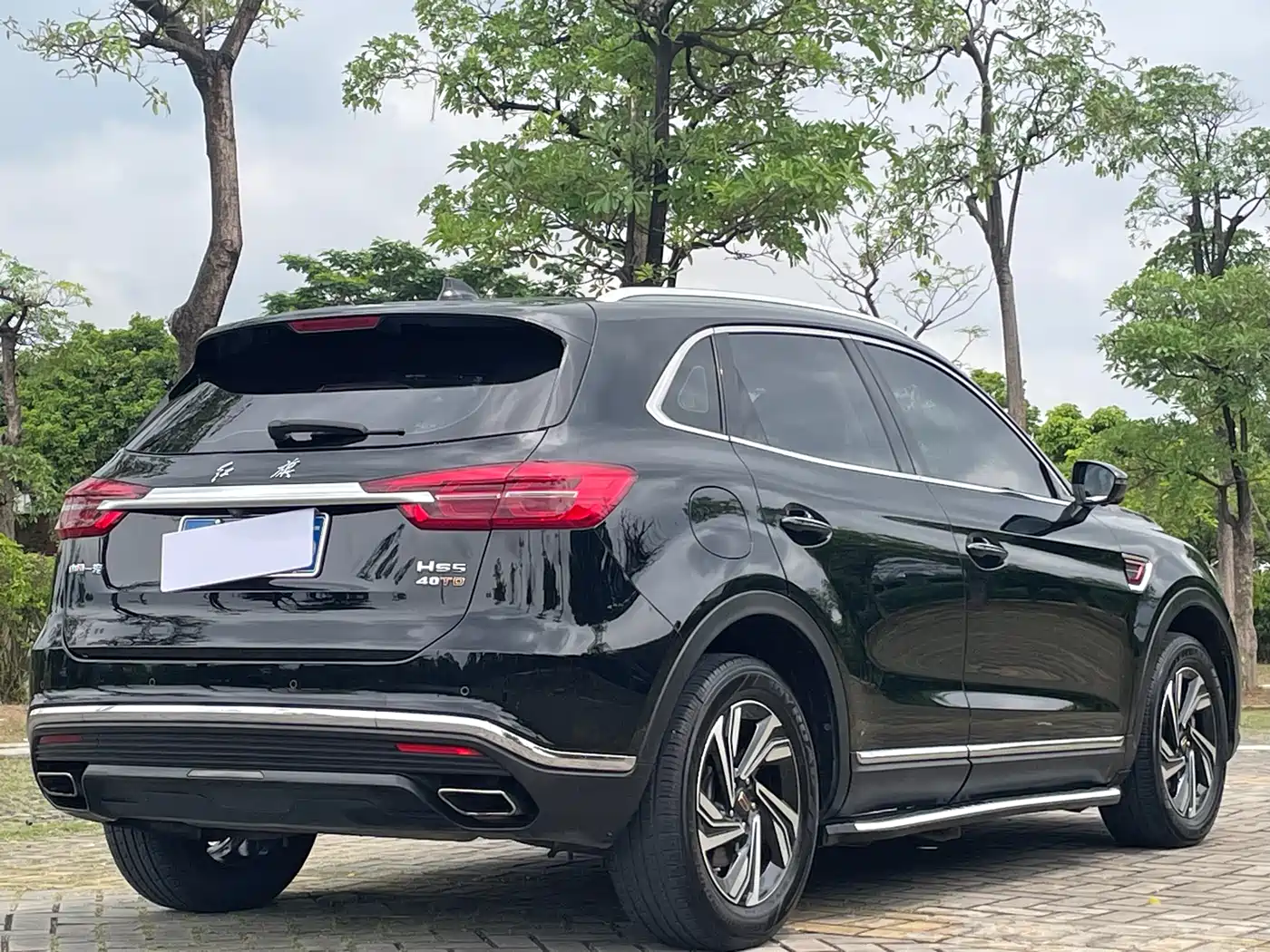Hongqi HS5 2022 Facelift 2.0T Smart Flag Enjoyment Edition фото 13