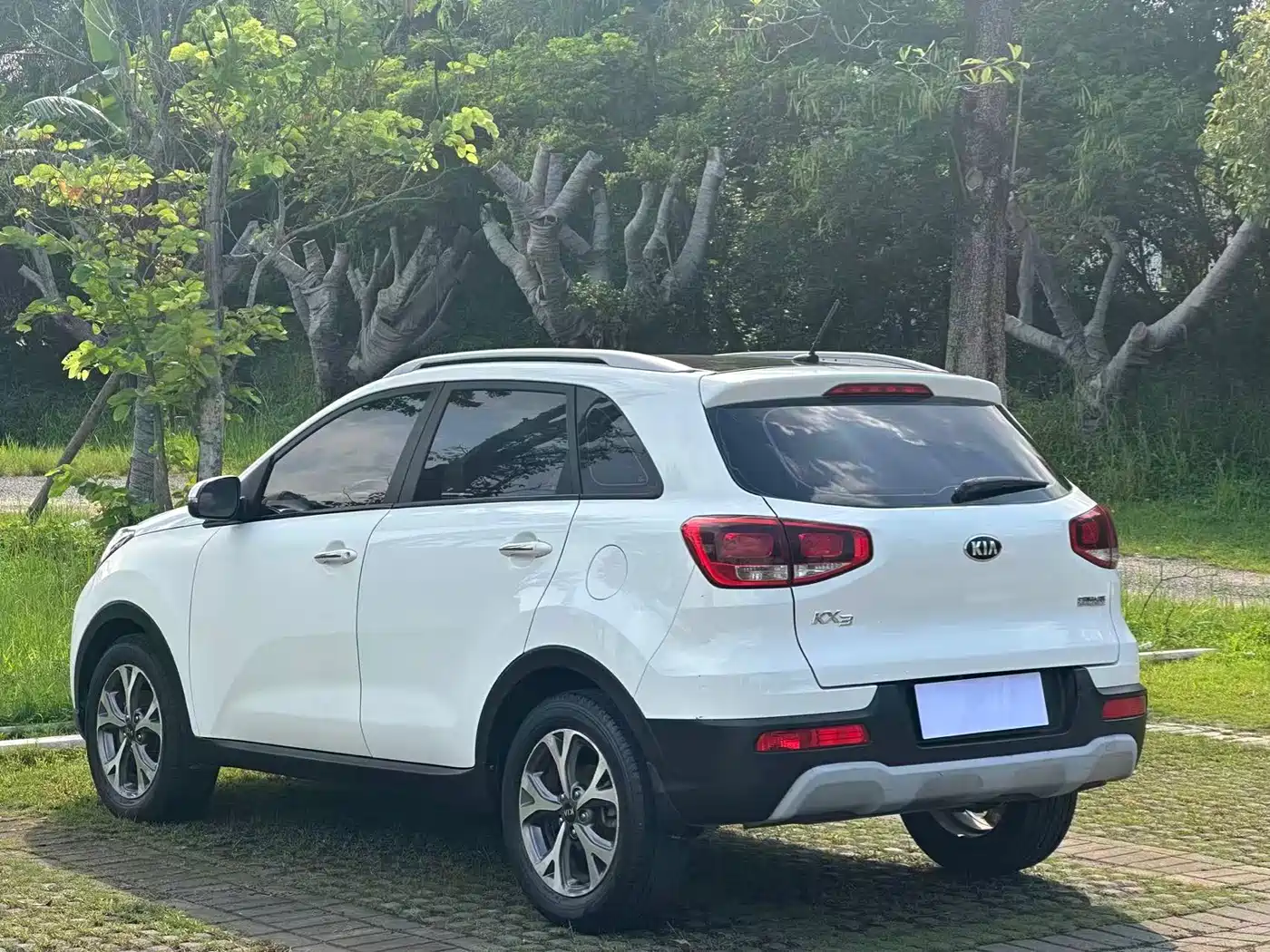 Kia KX3 Smart Run 2017 1.6L Automatic Proud Elegance Edition фото 11