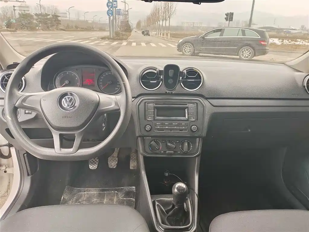 Volkswagen Jetta 2017 1.4L Manual Fashion фото 8