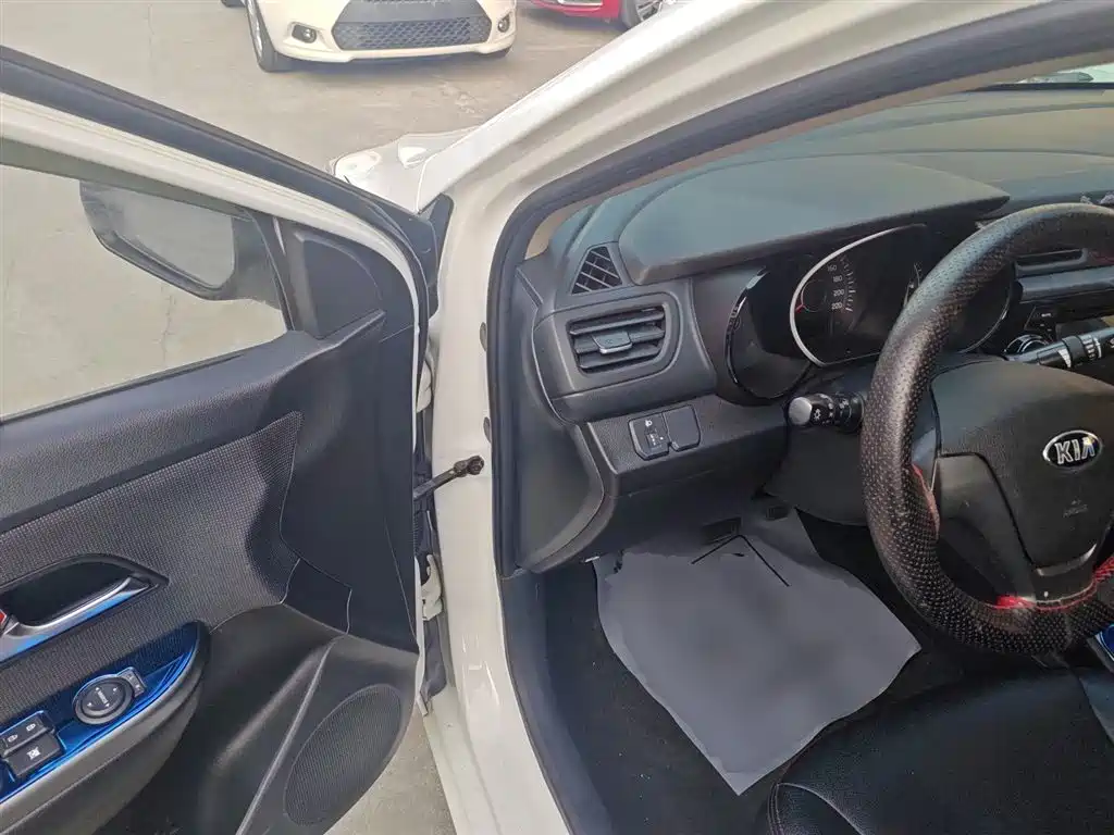 Kia K2 2015 Sedan 1.4L AT GLS фото 12