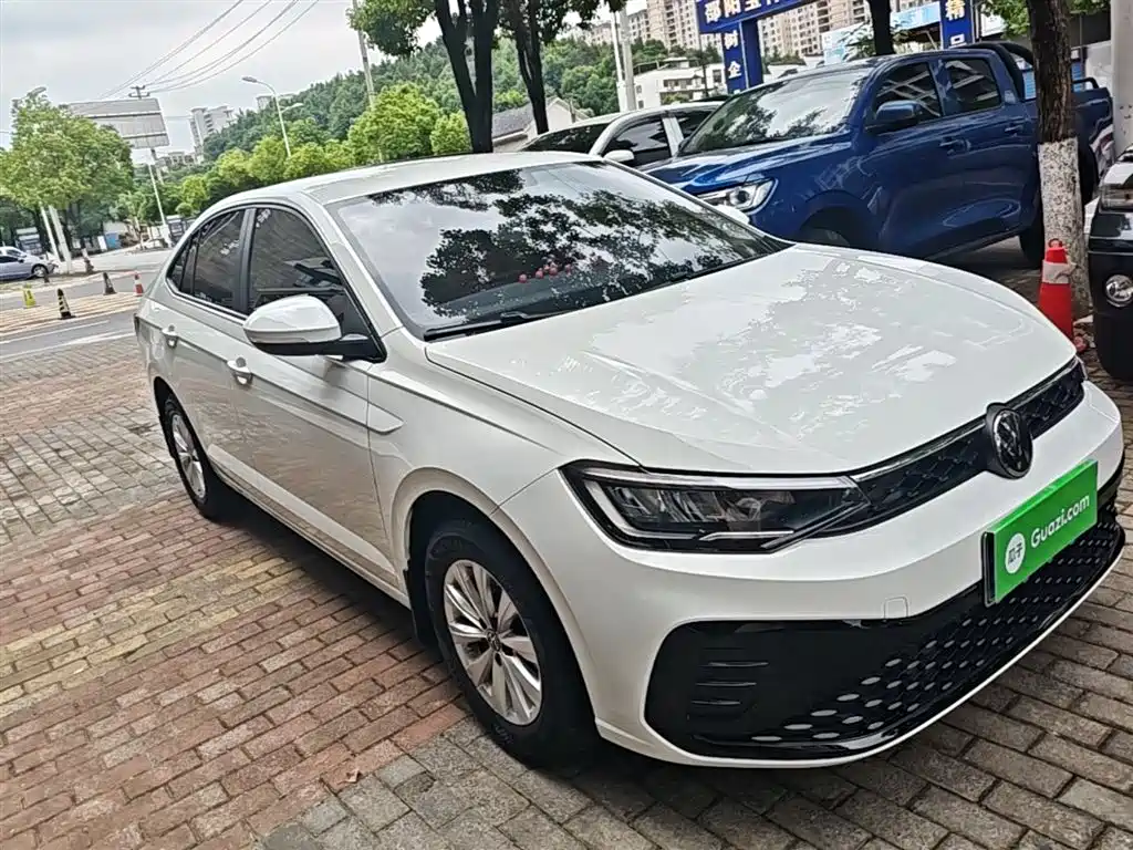 Volkswagen Lavida 2023 New Sharp 1.5L Auto Premium Edition фото 4