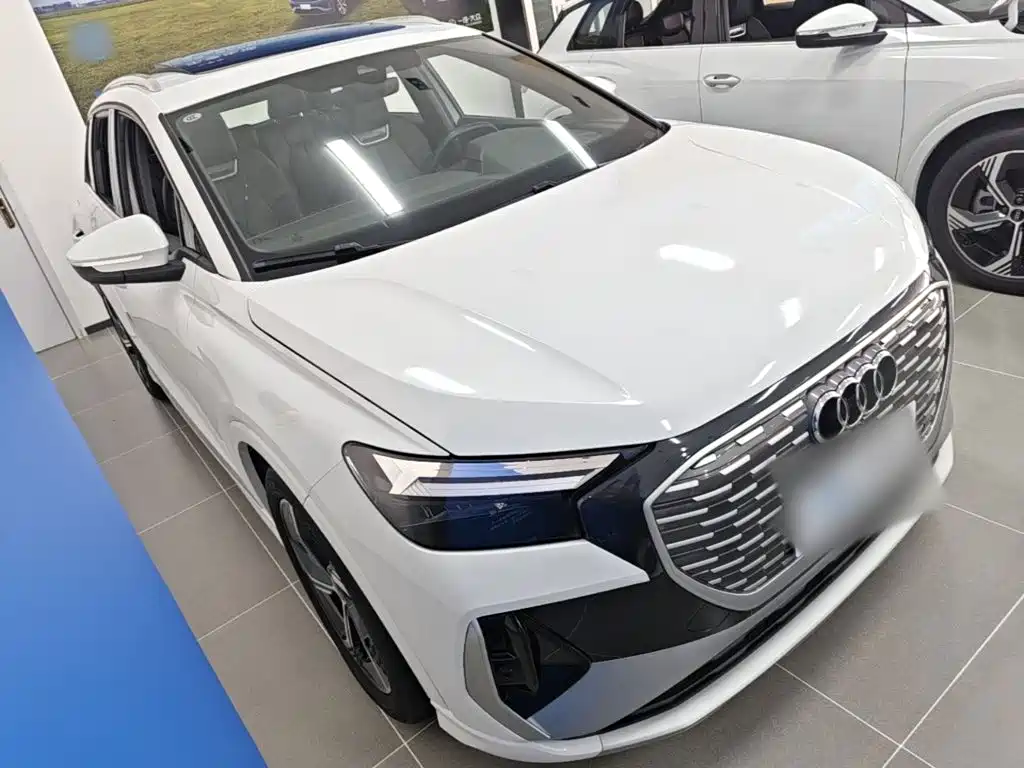 Audi Q4 e-tron 2024 2023 40 e-tron Innovation Edition