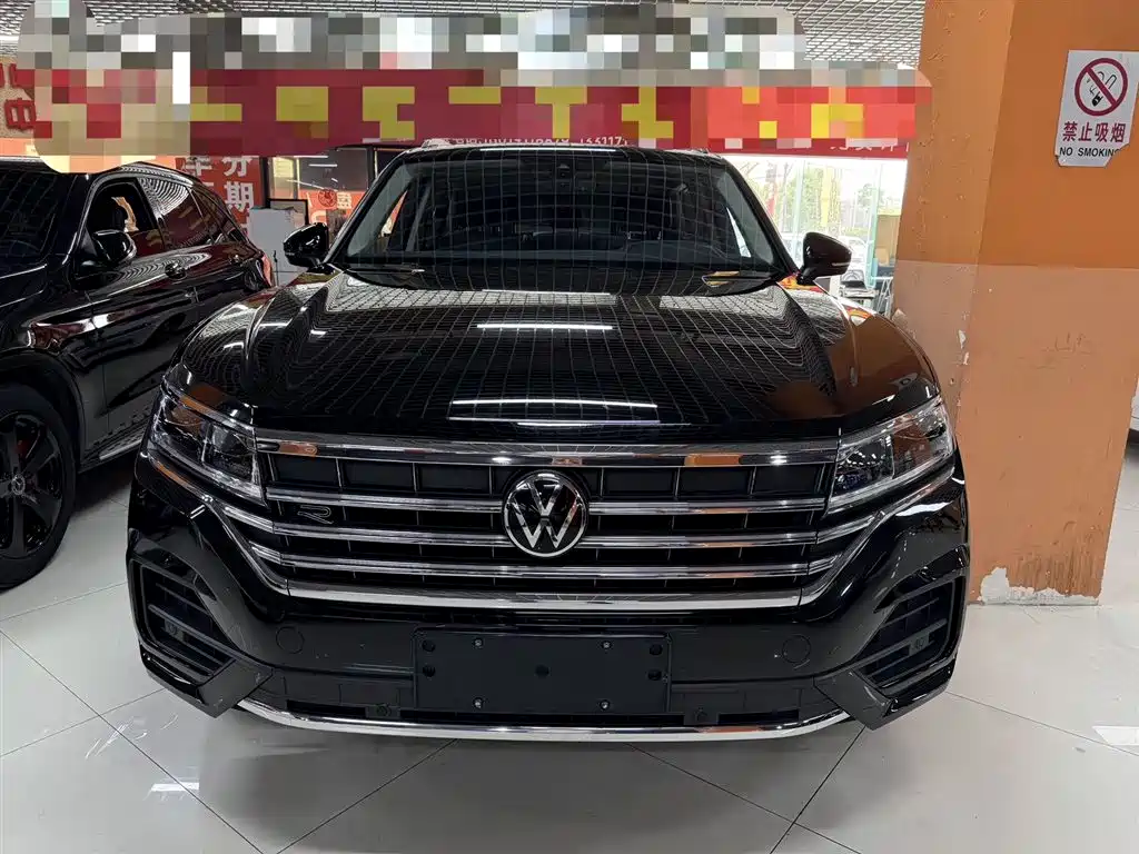 Volkswagen Touareg 2023 2.0TSI R-Line Edition фото 2
