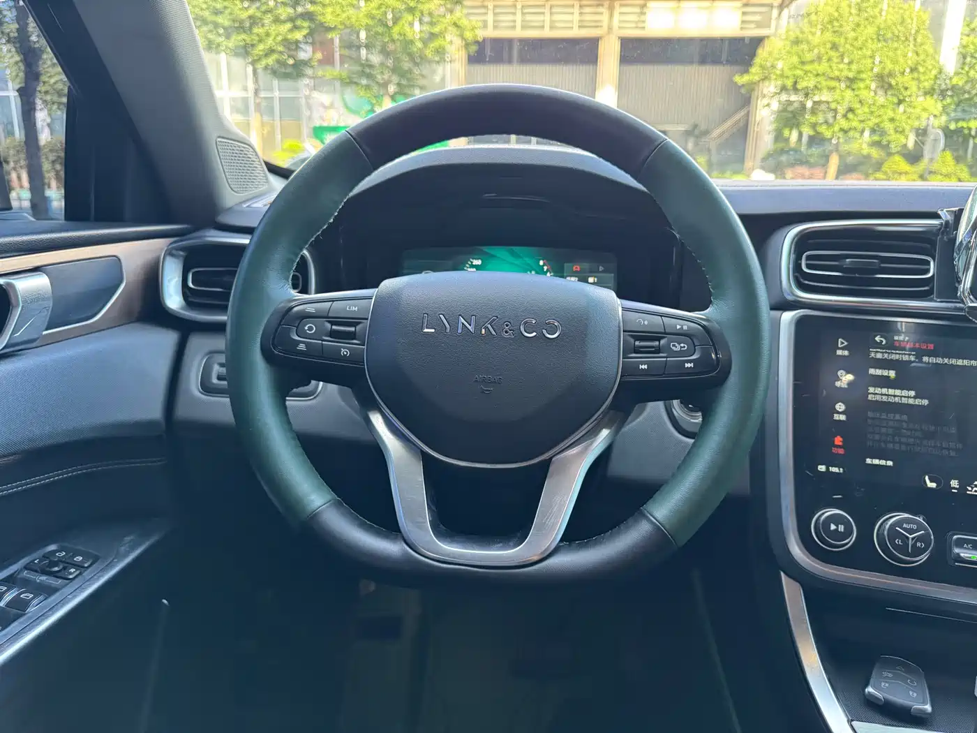 Lynk & Co 01 2019 2.0T 2WD Type Version China VI фото 10