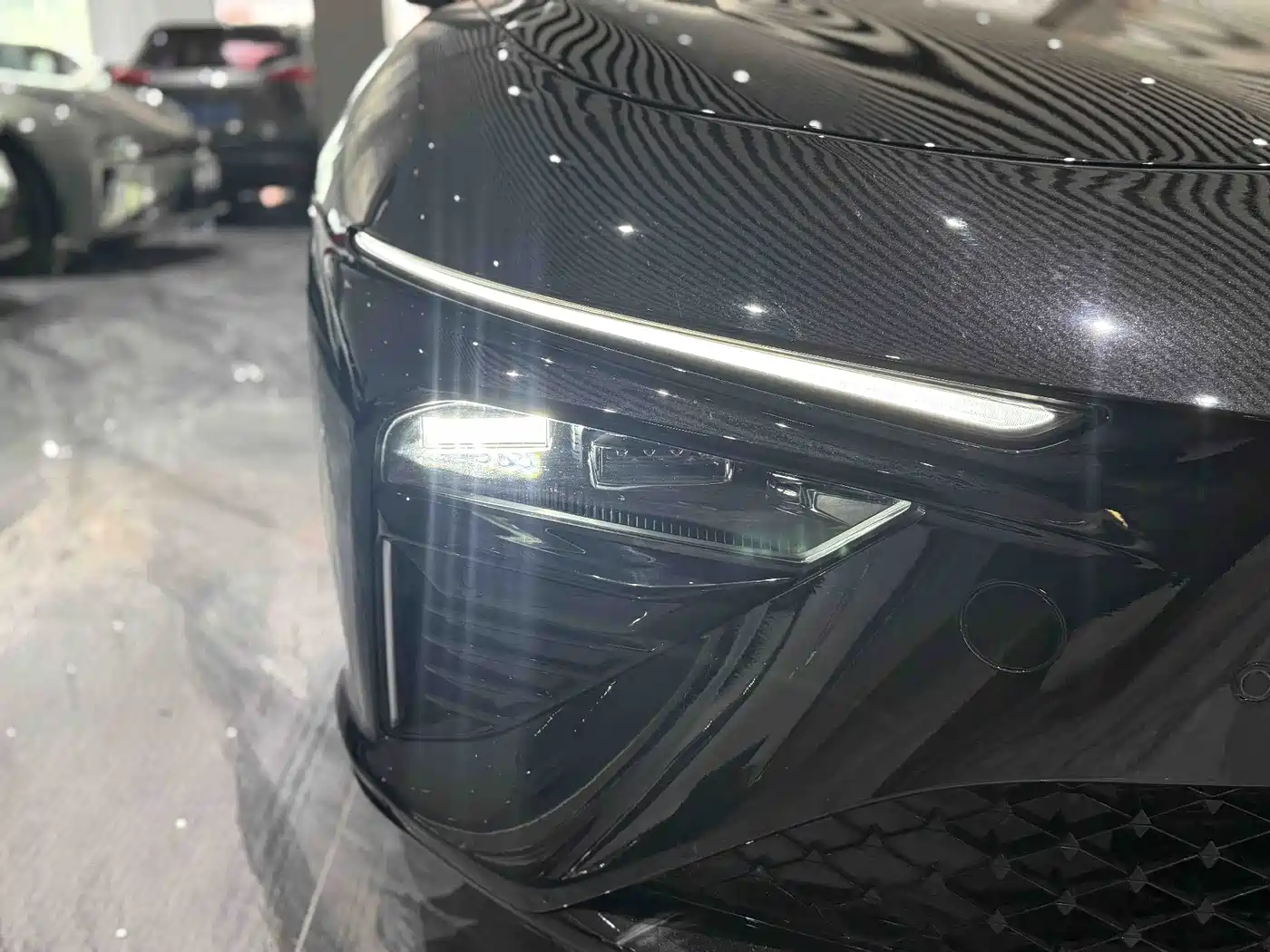 Nezha Auto Nezha S 2023 2024 Model Range Extender 1060 Lite