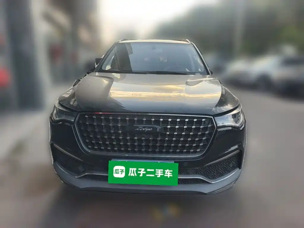 Фото 3 - Zotye T700
