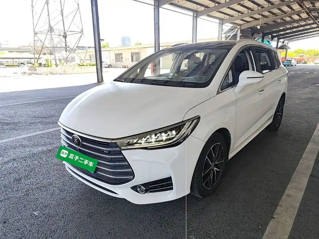 BYD Song MAX 2017 1.5T Auto Smart Connect Premium 7-seater фото 2