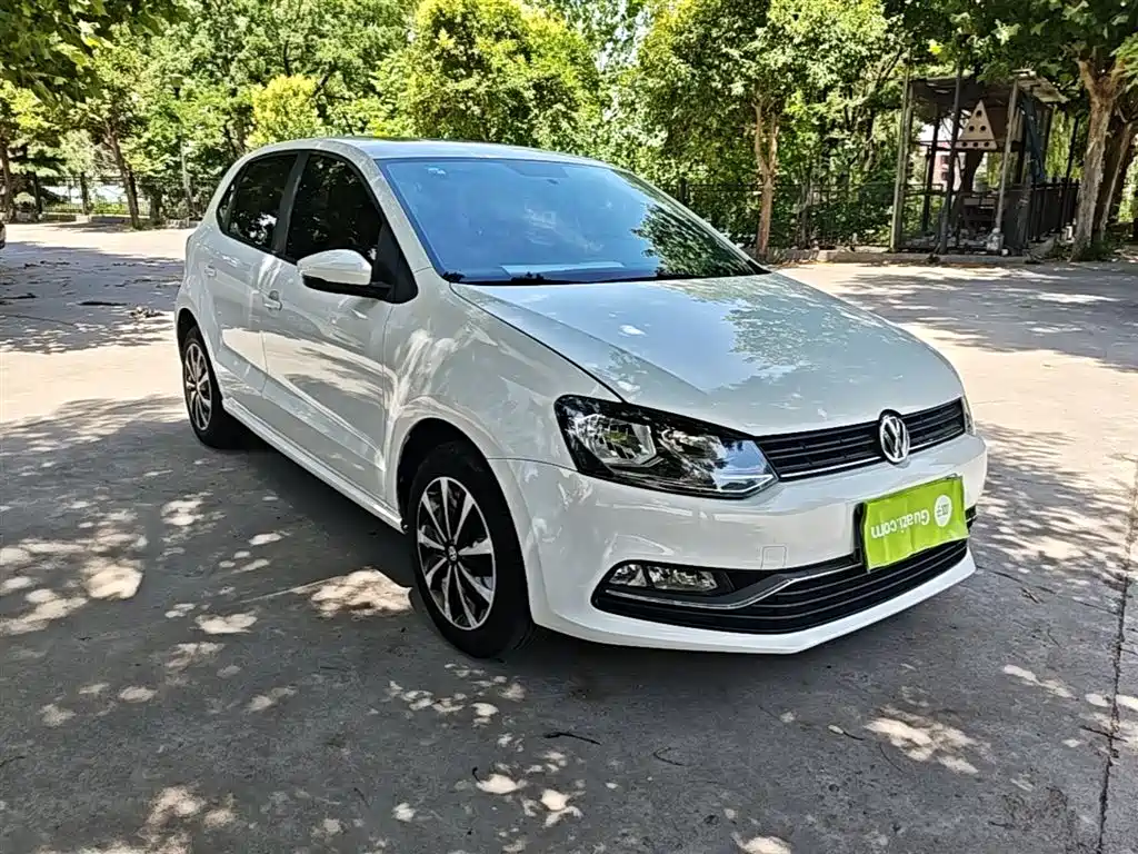 Volkswagen Polo 2016 1.6L Automatic Comfort фото 4