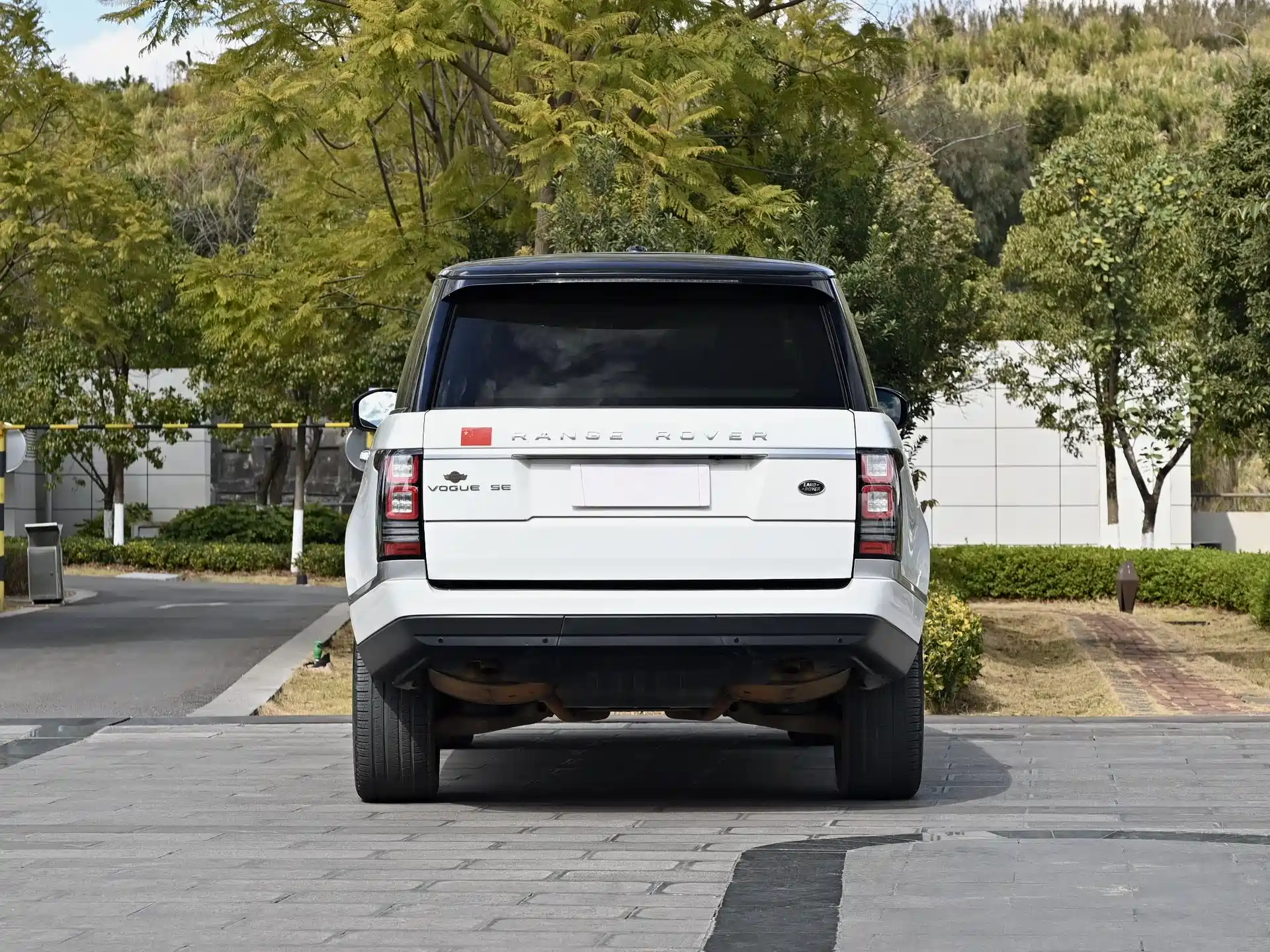 Фото 18 - Land Rover Range Rover