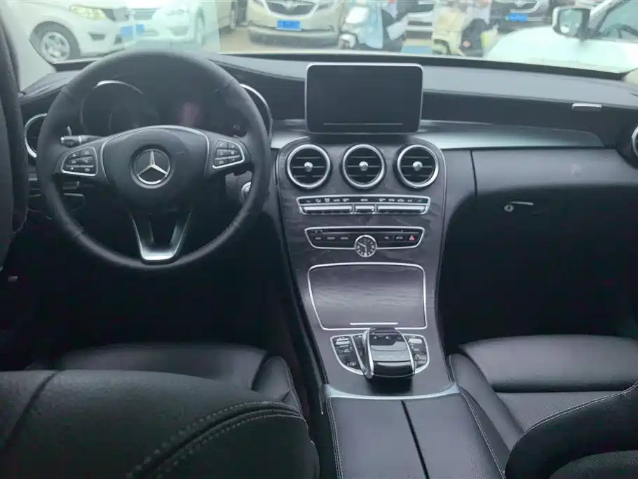 Mercedes-Benz C-Class 2016 C 200 Sport фото 12