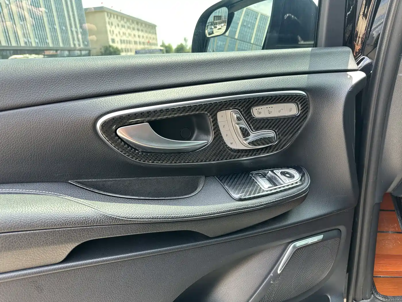 Mercedes-Benz V-Class 2018 V 260 Premium Edition China VI фото 9