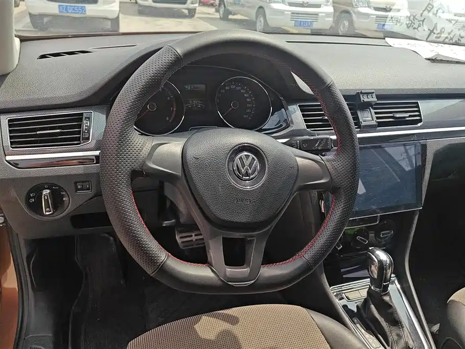 Volkswagen C-TREK 2017 1.6L Automatic Comfort фото 15