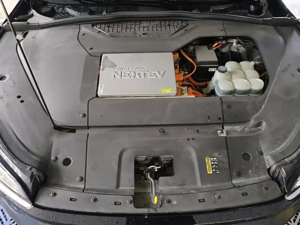 Фото 20 - NIO EC6