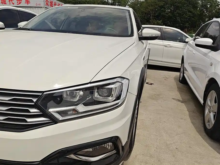 Volkswagen C-TREK 2018 230TSI DSG Comfort фото 5