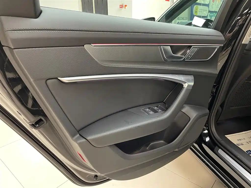 Audi A6L 2024 45 TFSI Premium Elegance фото 17