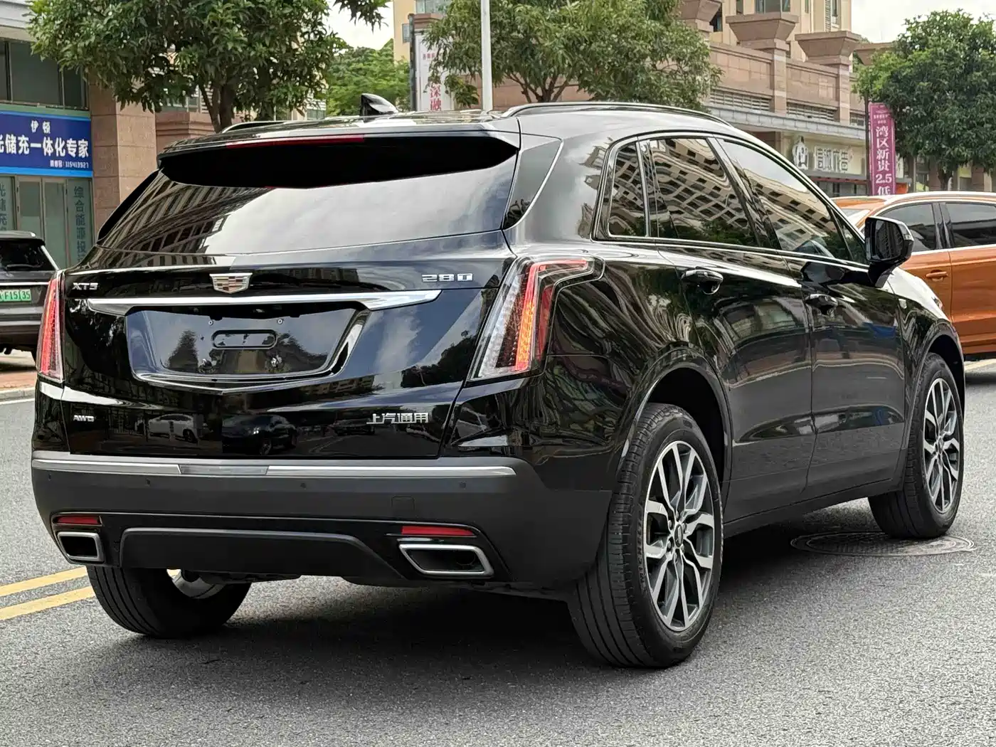 Cadillac XT5 2022 2.0T AWD Luxury (Hummingbird Edition) фото 18