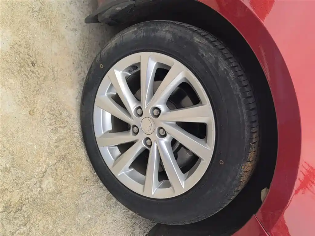 Buick Verano 2015 Sedan 15S Automatic Leading фото 23