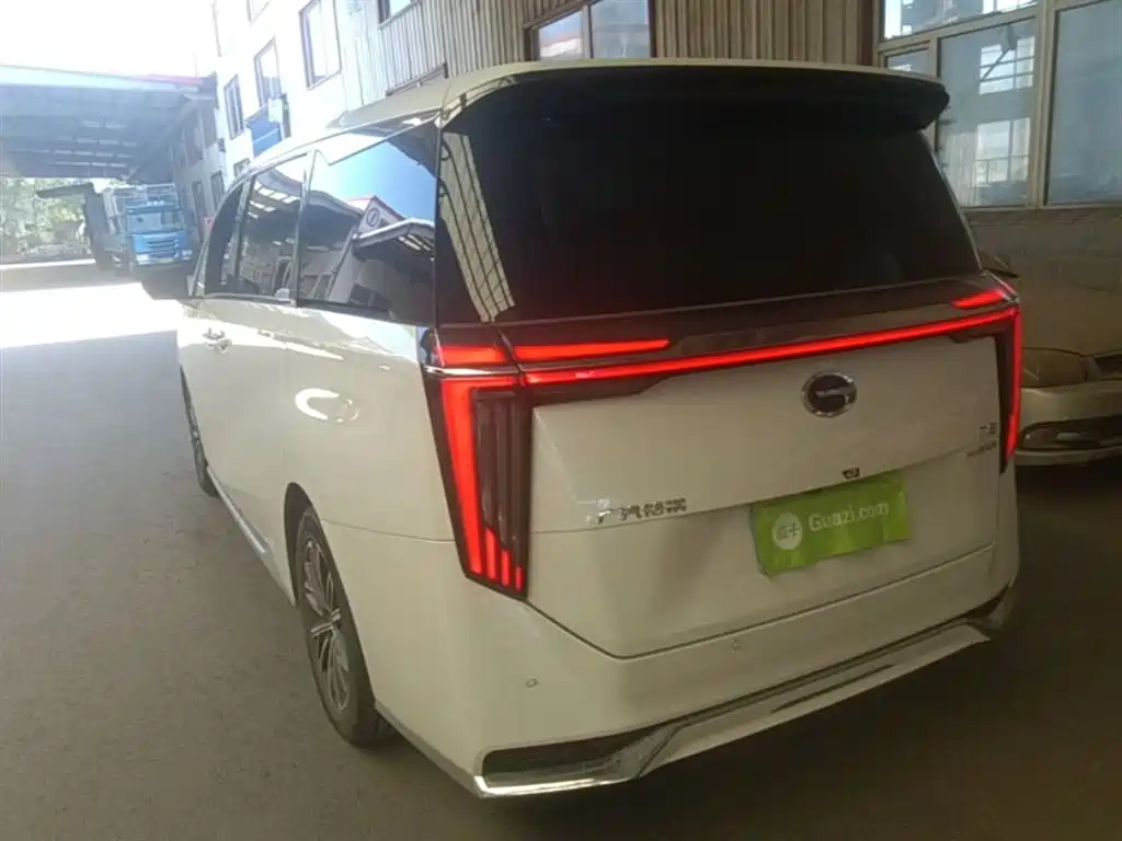 GAC Trumpchi Trumpchi M8 2024 Master Series Super Hybrid фото 9