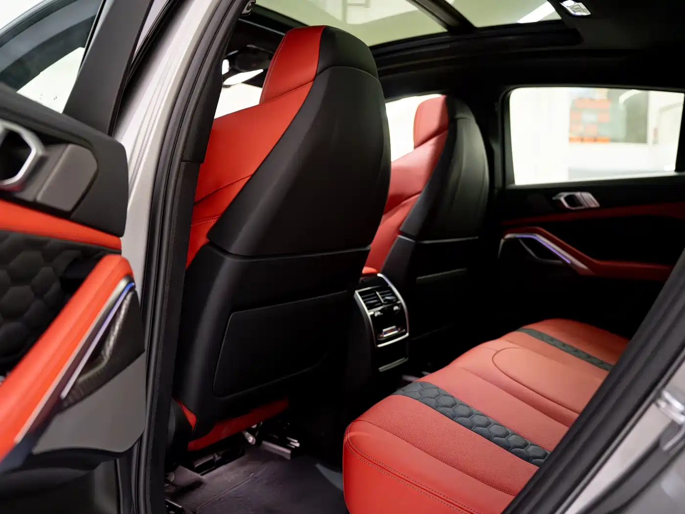 BMW X6 M 2022 X6 M фото 21