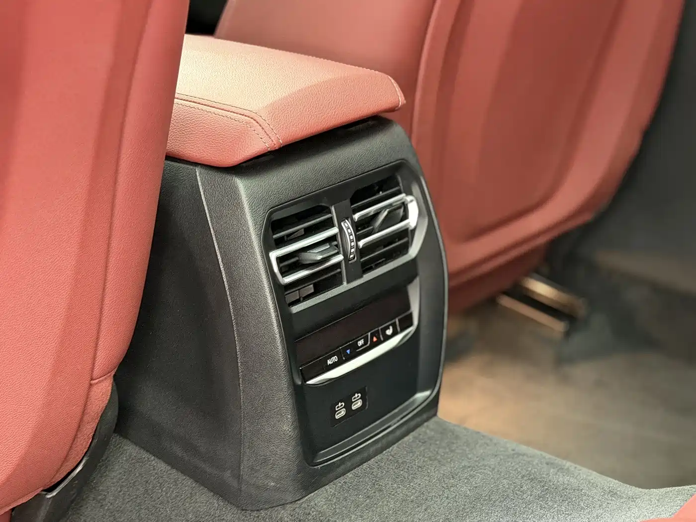 BMW 3 Series 2023 325Li M Sport Package фото 15