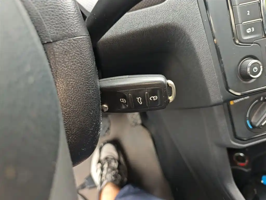 Volkswagen Jetta 2017 1.4L Manual Fashion фото 9