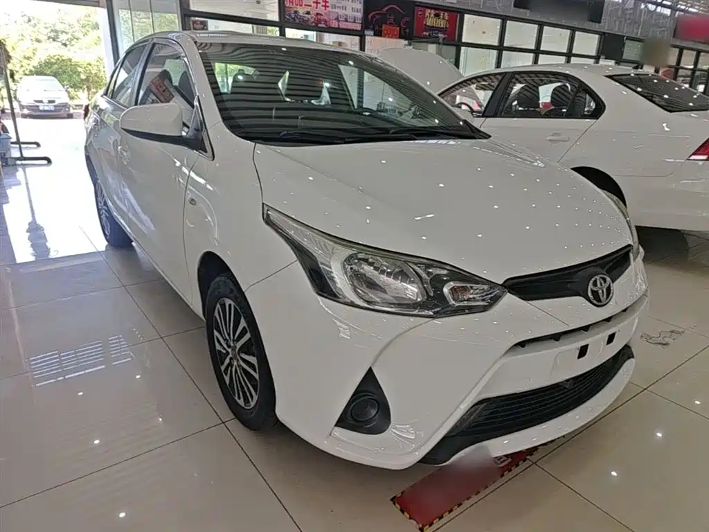 Toyota YARiS L Zhi Xiang 2019 1.5E CVT Charming China VI фото 4