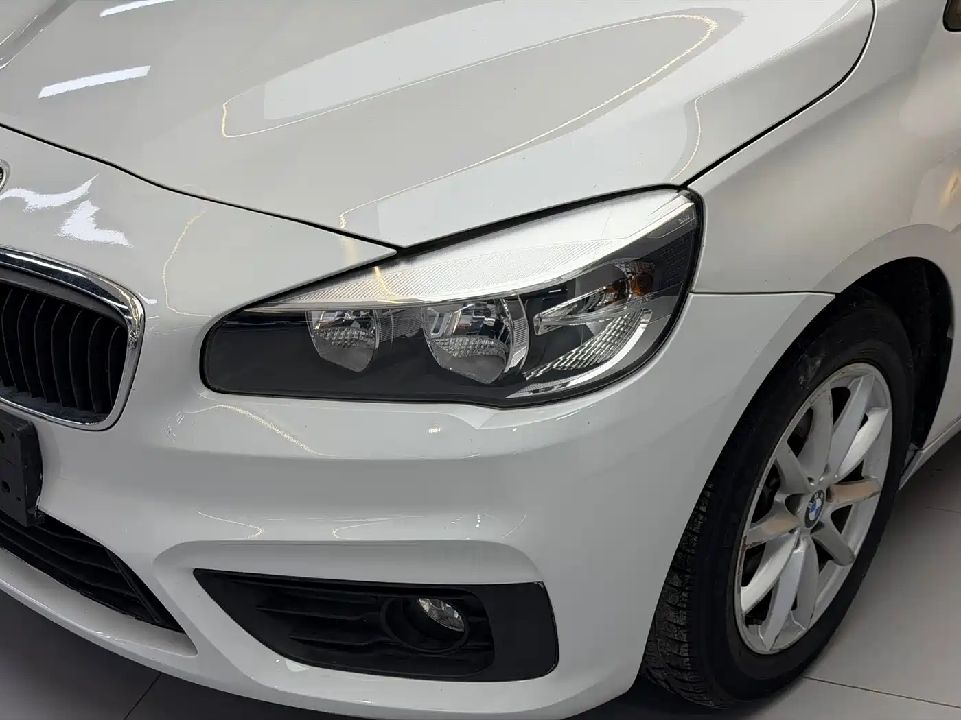 BMW 2 Series Touring 2016 2016 218i Fashion Model