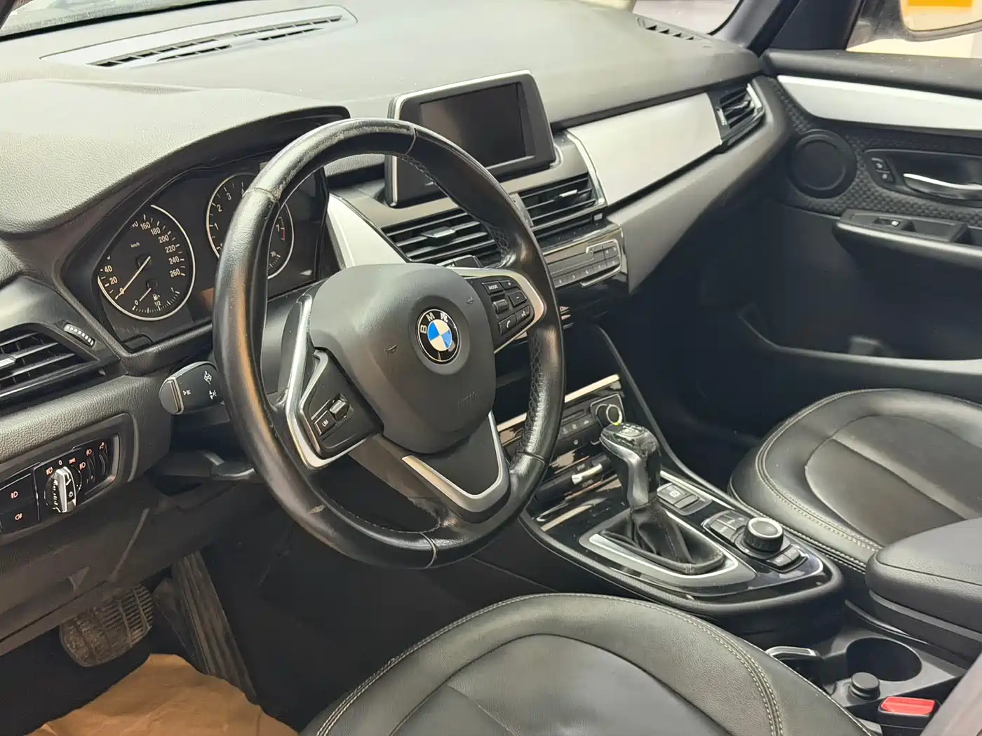 BMW 2 Series Touring 2016 2016 218i Fashion Model