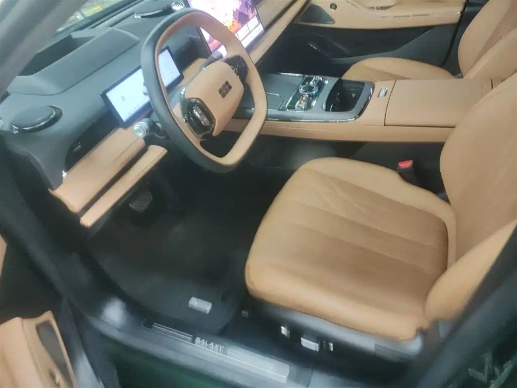 Geely Galaxy Galaxy Xingyao 8 2025 130km EM-P Starship Edition фото 11