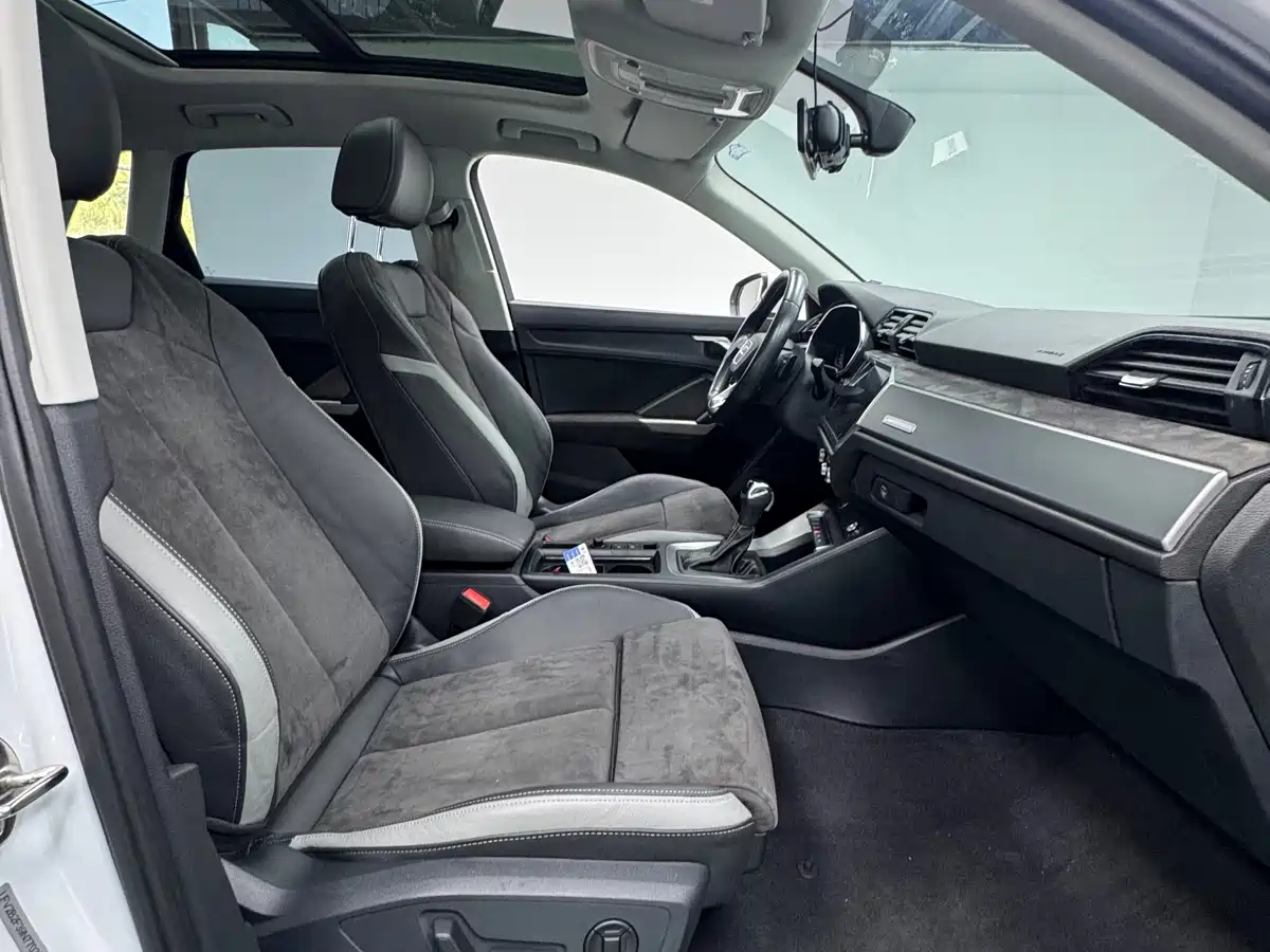 Audi Q3 2022 35 TFSI Fashion Dynamic фото 11