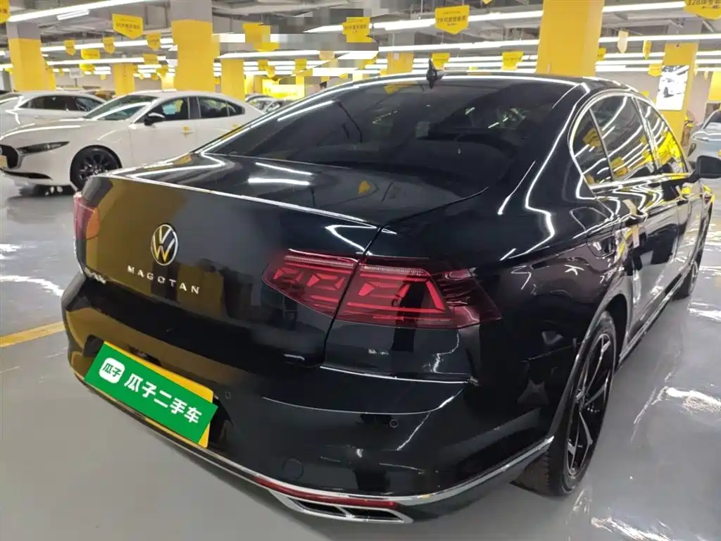 Volkswagen Magotan 2023 Model 2 Million Commemorative Edition 330TSI DSG Luxury фото 5