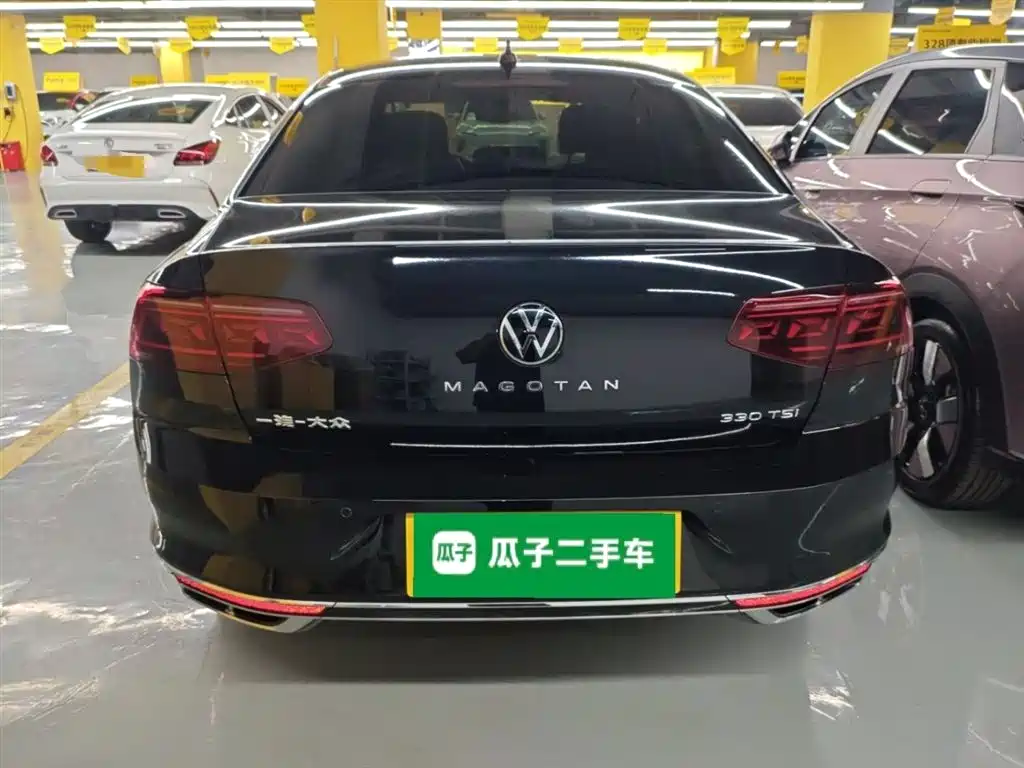 Volkswagen Magotan 2023 Model 2 Million Commemorative Edition 330TSI DSG Luxury фото 4