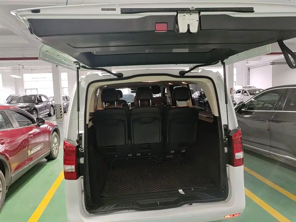 Mercedes-Benz Vito 2021 2.0T Elite 7-Seater фото 19