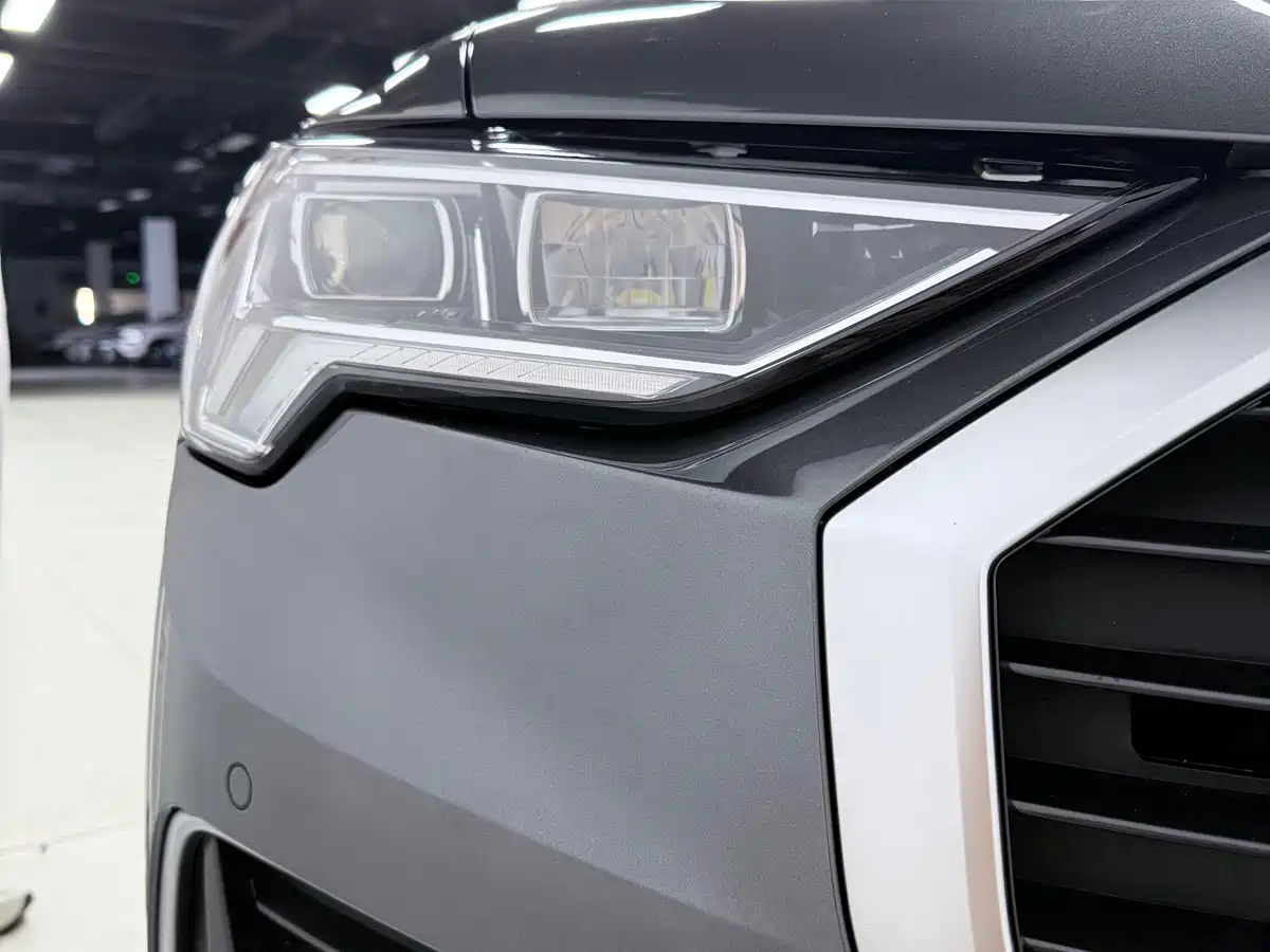 Audi Q3, миниатюра 7