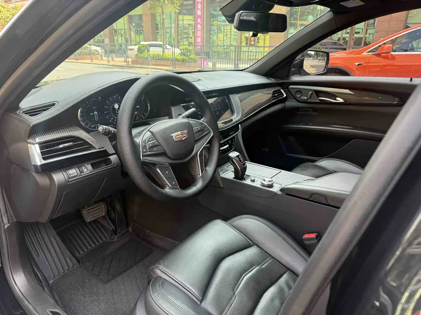 Cadillac CT6 2019 28T Leading Sport Model фото 6