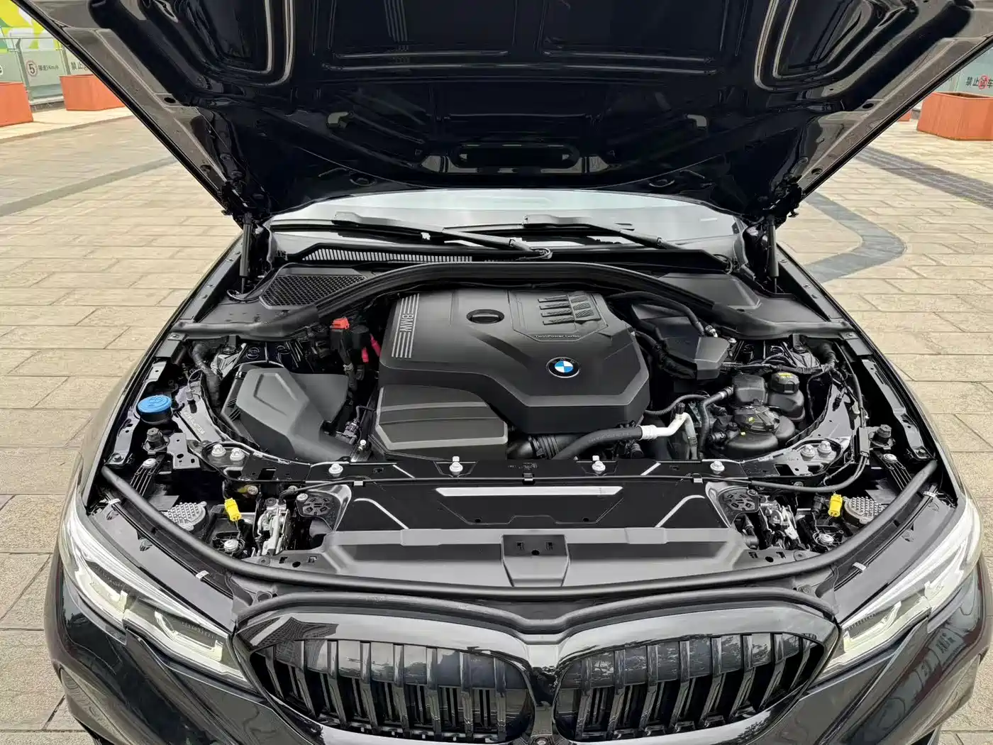 BMW 3 Series 2020 Facelift 325Li M Sport Night Edition фото 24