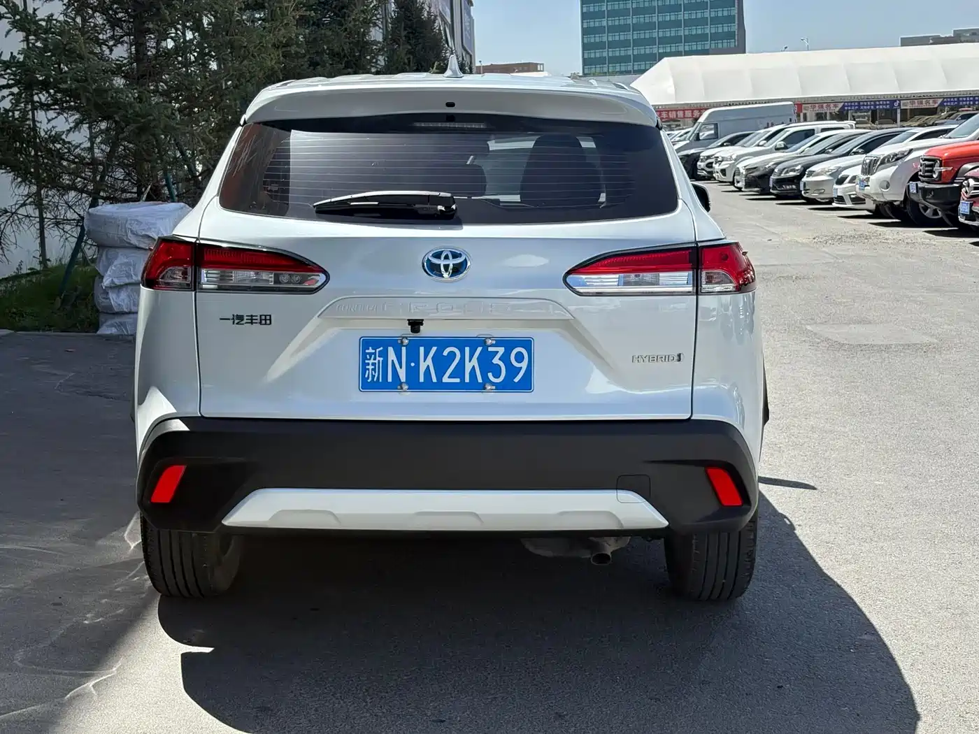 Toyota Corolla Cross 2024 2.0L Smart Hybrid Dual Engine Pioneer Edition фото 8