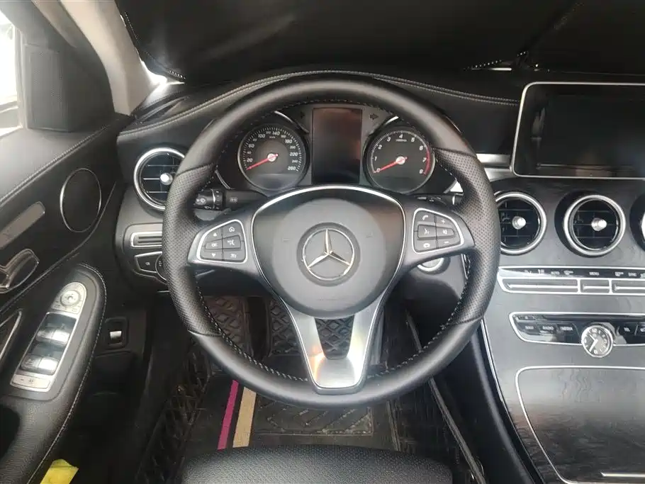 Mercedes-Benz C-Class 2018 C 200 L Sport Achievement Special Edition фото 15