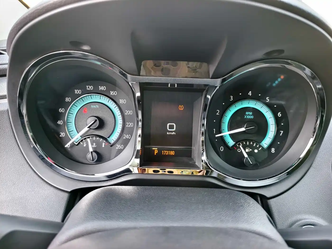 Buick LaCrosse 2012 2.0T Luxury Edition фото 5