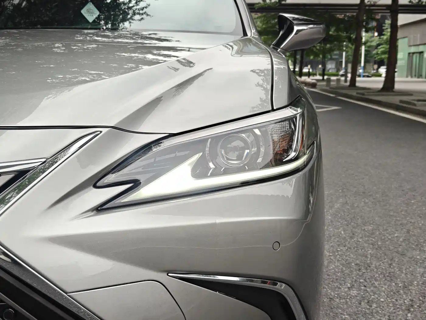 Lexus ES 2018 300h Excellence Edition China V фото 20