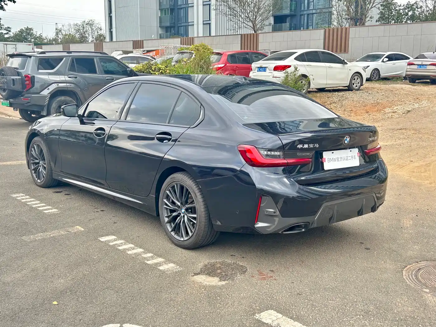 BMW 3 Series 2024 325Li M Sport Shadowline Package фото 7