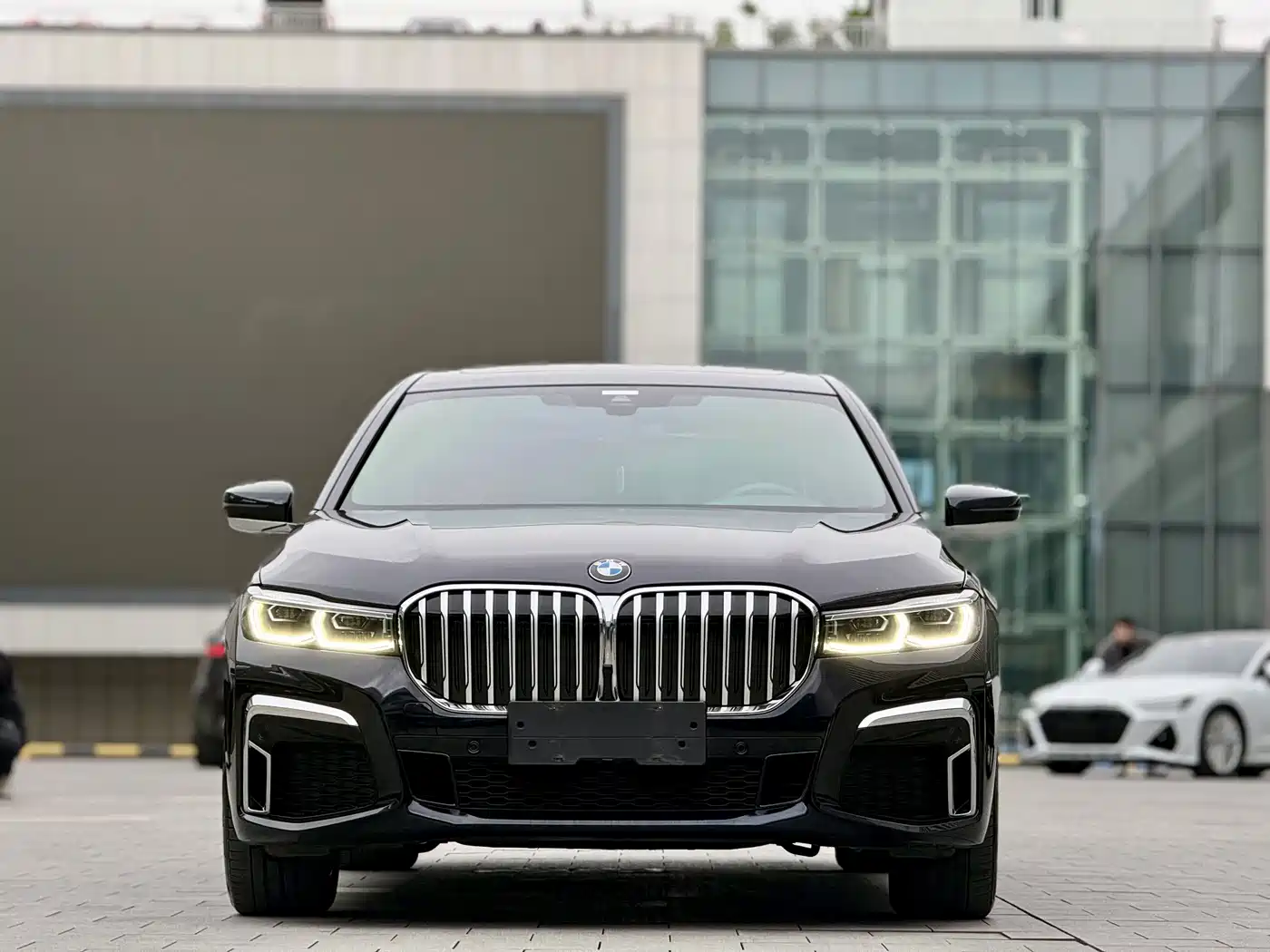 BMW 7 Series 2021 2021 Model 730Li M Sport Package